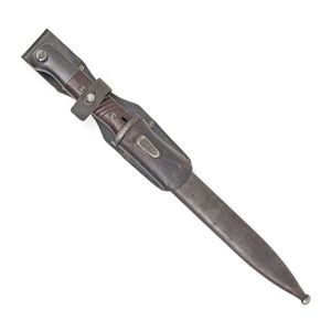 TOA1 Unmarked late war 98k bayonet and frog