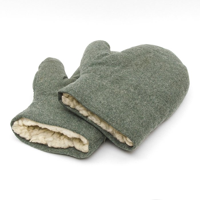 HKA24 Heer fur lined mittens with field grey wool bodies — image 3