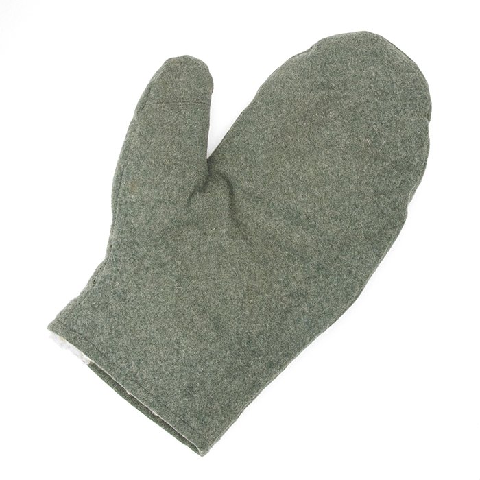 HKA24 Heer fur lined mittens with field grey wool bodies — image 7