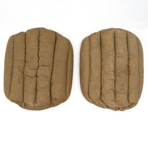AMA10 Pair of used Luftwaffe Fallschirmjäger kneepads