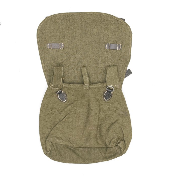 MP4006 Late issue Heer M44 bread bag — image 8