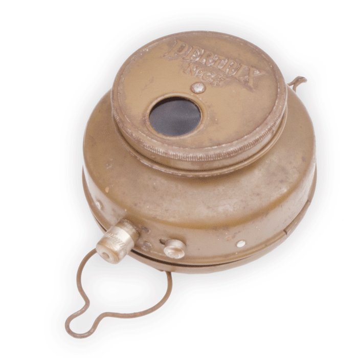 MCA27 Genuine Pertrix Model 647 Wehrmacht issue signal light — image 9