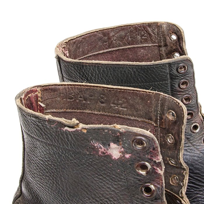 MP4002 Matched pair of black leather ankle boots — image 10