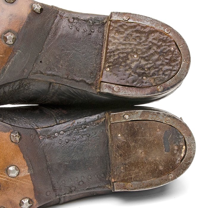 MP4002 Matched pair of black leather ankle boots — image 13