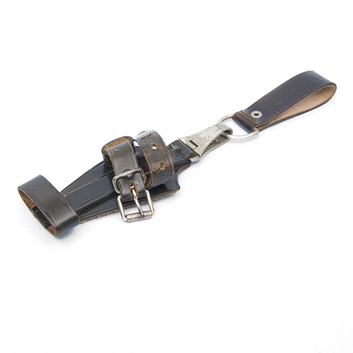 SWA10 SS/NSKK vertical dagger hanger with D ring — image 2