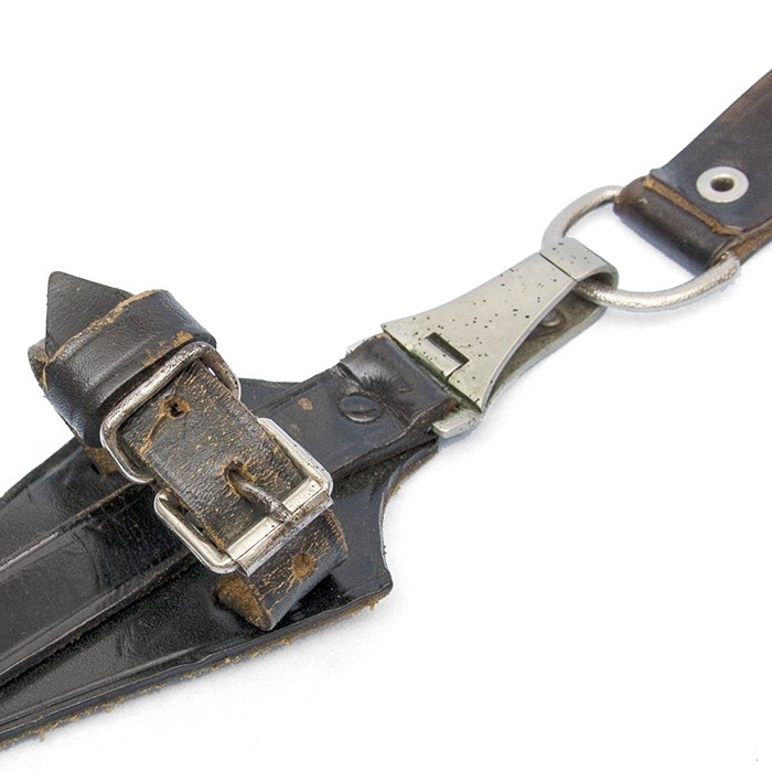 SWA10 SS/NSKK vertical dagger hanger with D ring — image 3