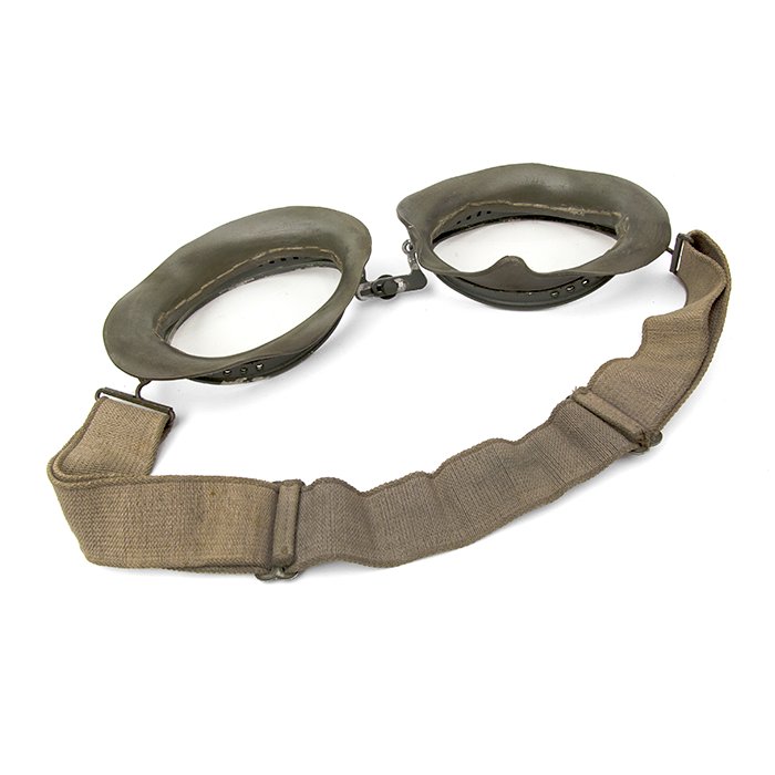 XMA30 Flight goggles with storage tin and replacement lenses — image 10