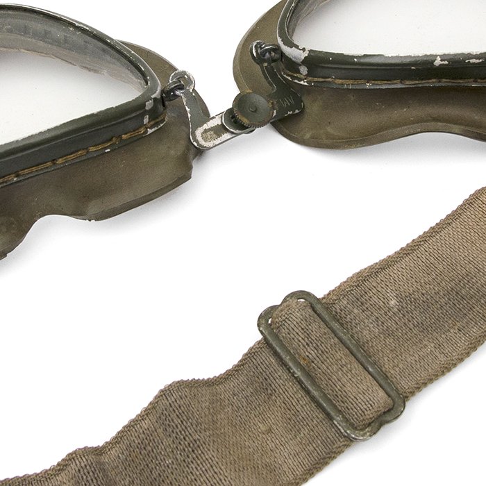 XMA30 Flight goggles with storage tin and replacement lenses — image 11