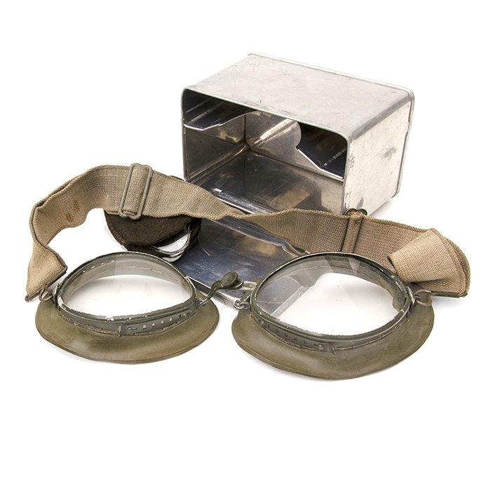 XMA30 Flight goggles with storage tin and replacement lenses — image 3