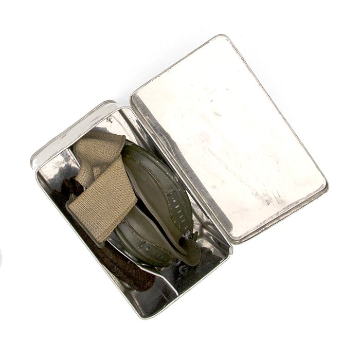 XMA30 Flight goggles with storage tin and replacement lenses — image 4