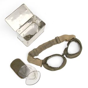 XMA30 Flight goggles with storage tin and replacement lenses