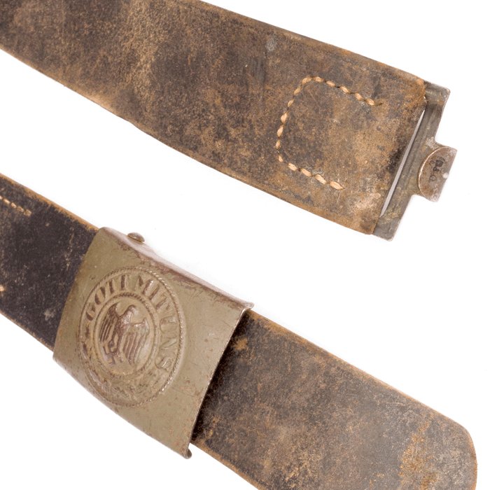 PEA18 Named Heer EM painted steel buckle and black leather belt — image 4