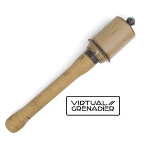 ARS23 Excellent tan painted M43 stick grenade with head igniter