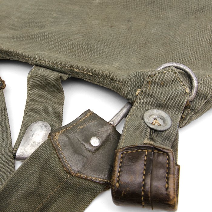 AGM6 Kriegsmarine breadbag with carrying strap — image 8