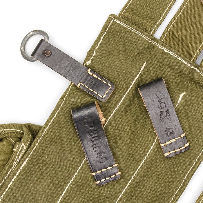 ACE2 Matched pair of unissued MP40 magazine pouches — image 10