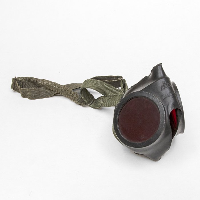 RSH10 Kriegsmarine goggles with red tinted lenses — image 8