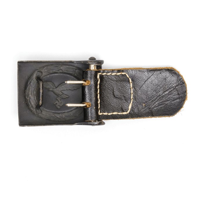AHJ37 Blue painted Luftwaffe EM belt buckle with leather tab — image 5