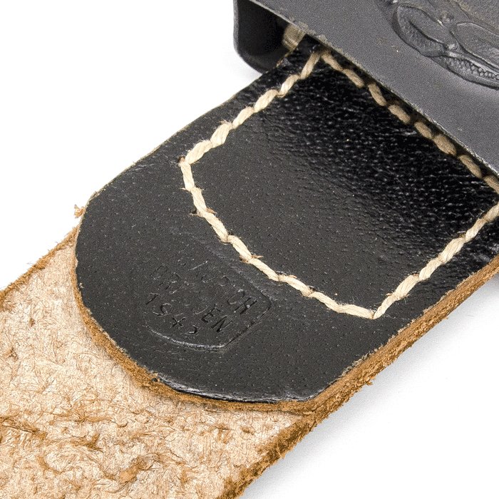 AHJ37 Blue painted Luftwaffe EM belt buckle with leather tab — image 7