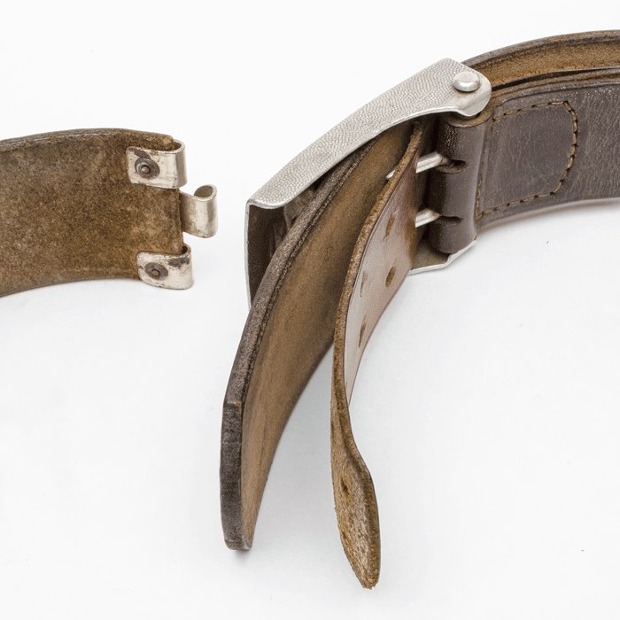 SRA6 Luftwaffe aluminum EM belt buckle and brown leather RZM marked belt — image 7