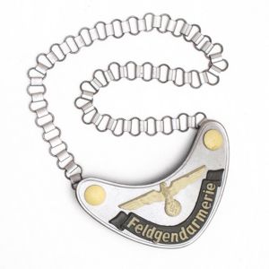 VTA11 Excellent Feldgendarmerie Gorget