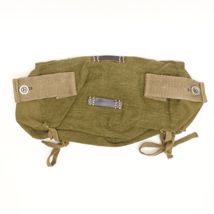 HKA10 Unissued A frame battle bag — image 9