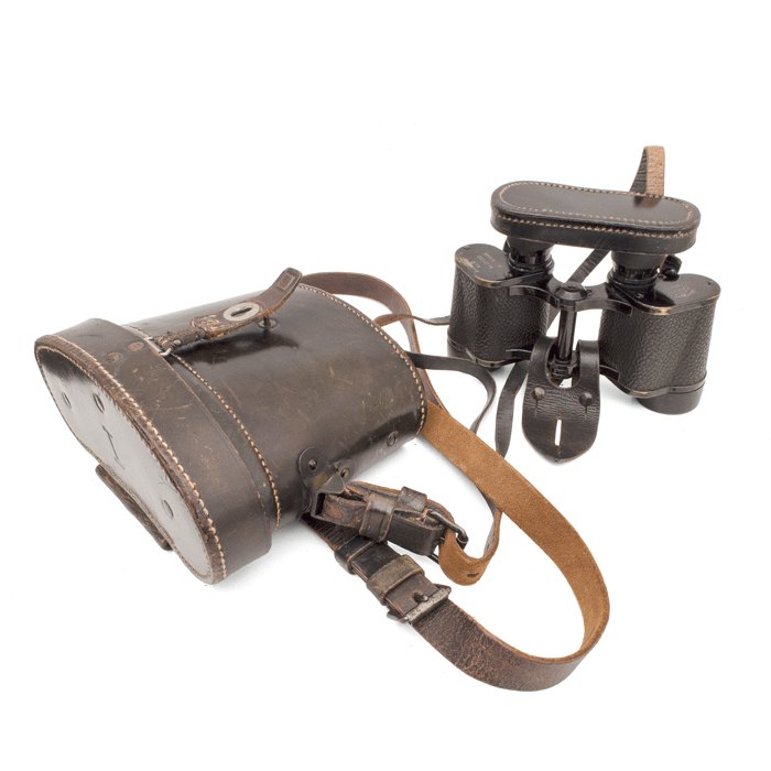 MAA51 Set of pre war 6x30 service binoculars and leather carrying case — image 2