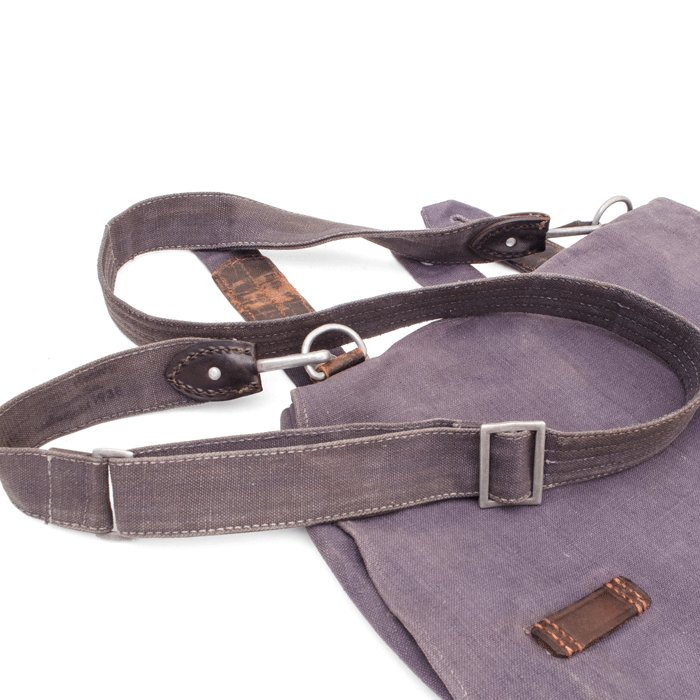 MAA56 Luftwaffe breadbag with carrying strap — image 4