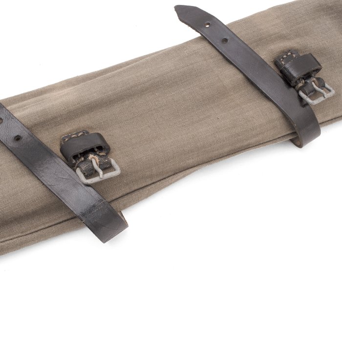 MAA55 1941 dated tent kit with carrying pouch — image 6