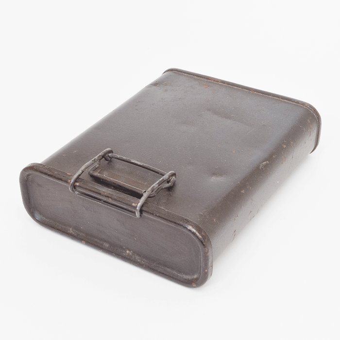 MAA49 Luftwaffe Fallschirmjäger jump ration can — image 2