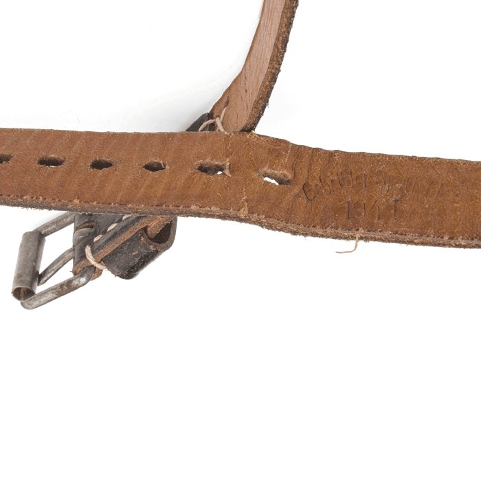 MAA53 1943 dated mess lit with cloth cover and equipment strap — image 13