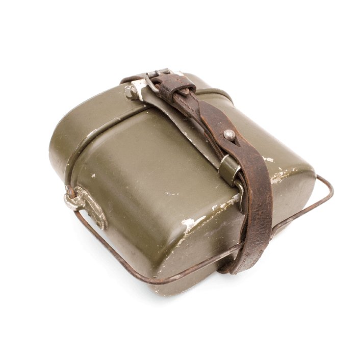 SJA45 1940 dated mess kit and equipment carrying strap — image 3