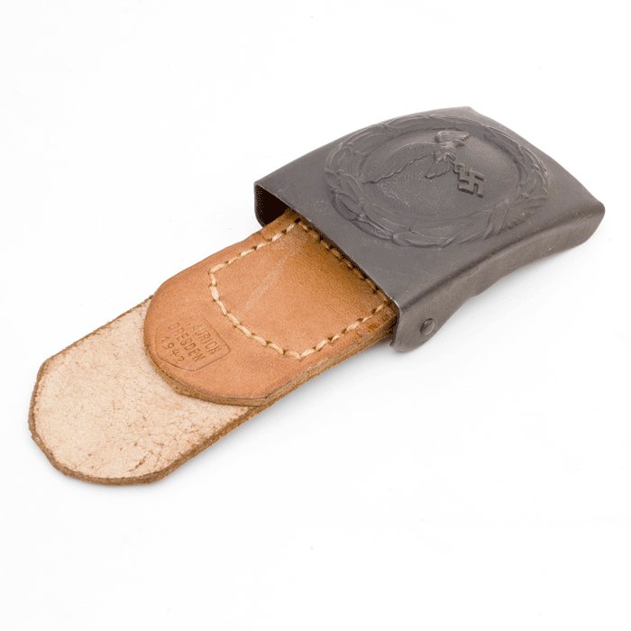 SPA9 Mint Luftwaffe EM belt buckle with brown leather tab — image 3