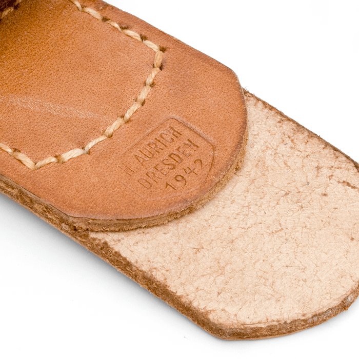 SPA9 Mint Luftwaffe EM belt buckle with brown leather tab — image 8