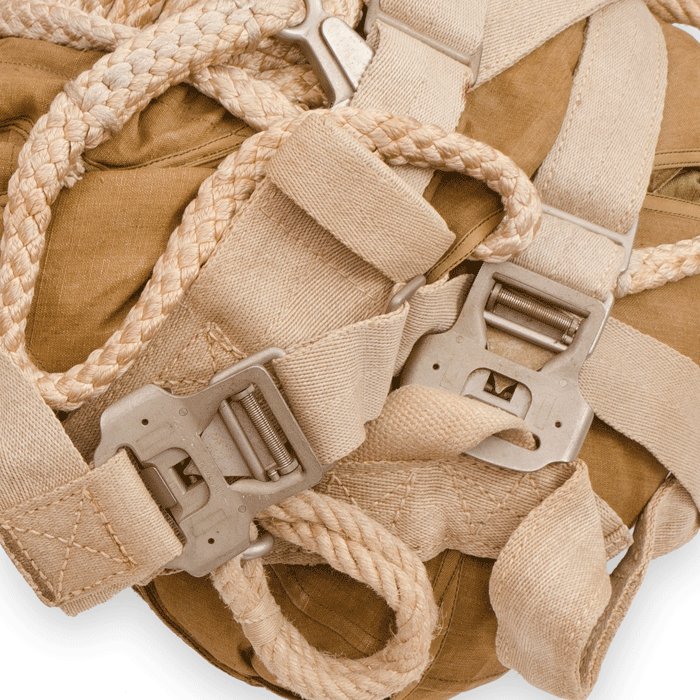 MCA34 Complete Fallschirmjäger parachute with carrying bag and waterproof storage can — image 13