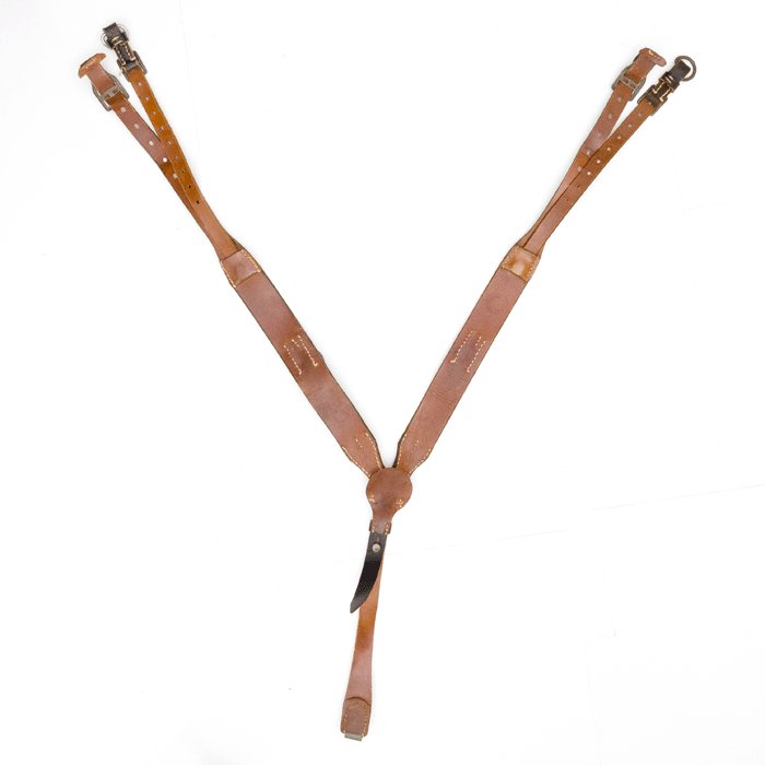 SJA10 Very clean equipment support Y straps — image 9