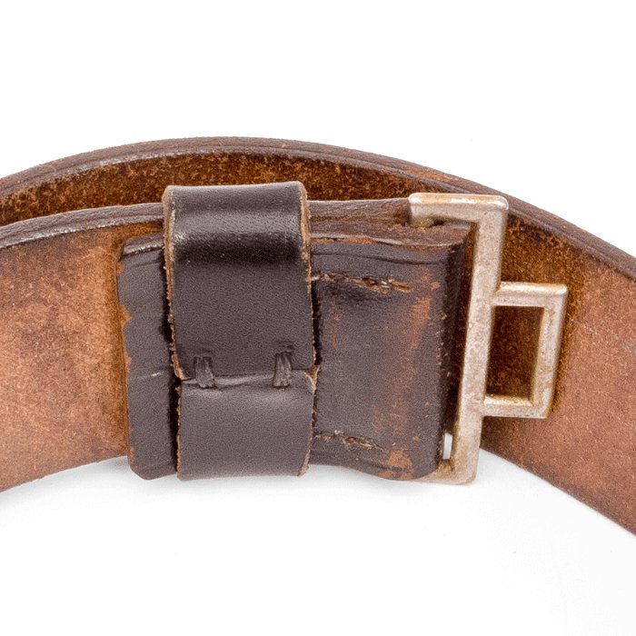BAA6 SS officer's leather belt and nickel buckle — image 11
