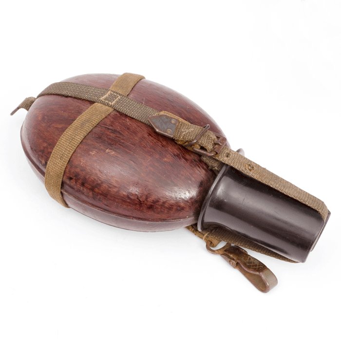 1A2O Plastic impregnated wood water bottle with bakelite drinking cup — image 4