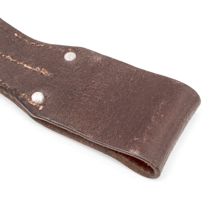 MCA37 Brown leather Luftwaffe 98k bayonet frog — image 6