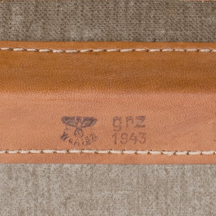 MCA35 Complete 1943 dated medical kit for military ambulance — image 10