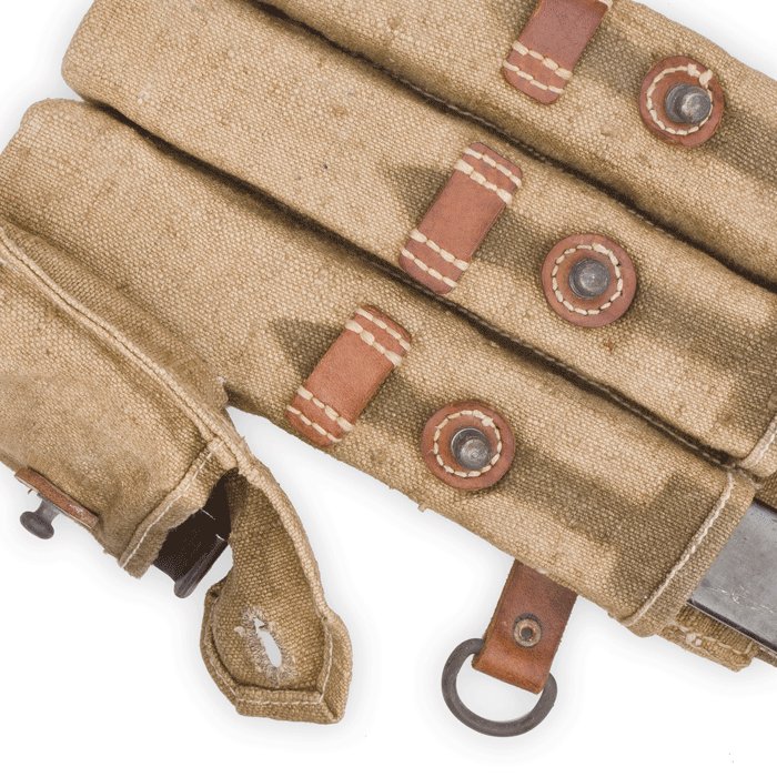TPA20 1943 dated MP40 pouch with three magazines and speed loader — image 3