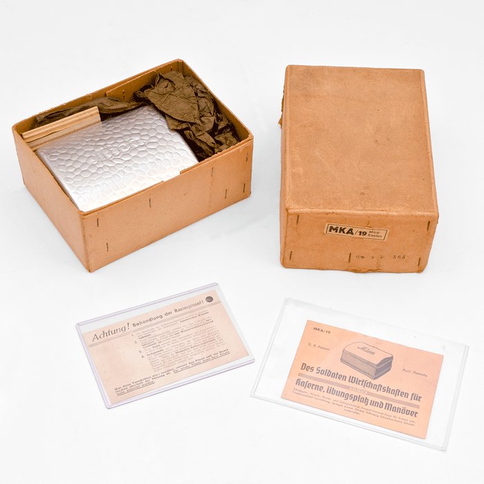 MCA26 Complete original in the box Mica personal hygiene kit — image 8