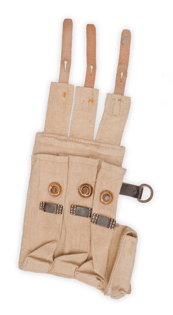 OT005 Matched pair of MP40 magazine pouches — image 6