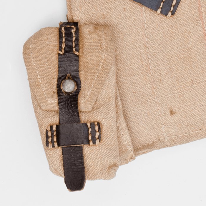 OT005 Matched pair of MP40 magazine pouches — image 7