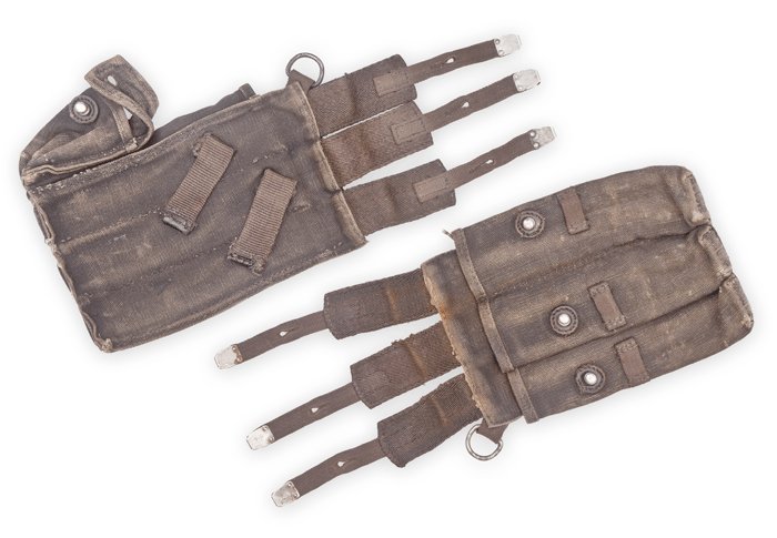 MDA20 Matched pair of blue MP40 magazine pouches with metal tipped straps — image 4