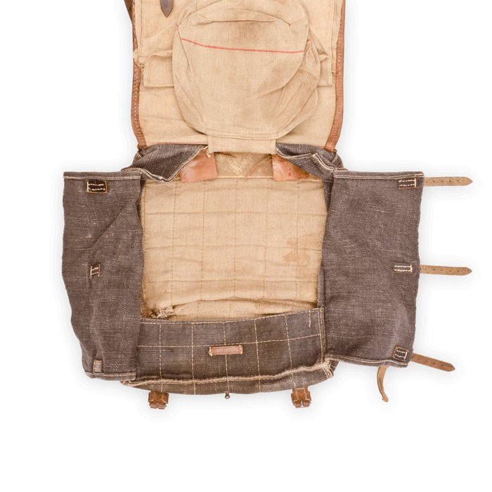 KRA2 Late war issue medical M34 Tornister — image 5