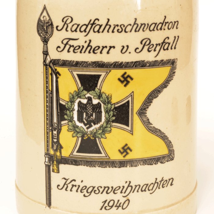 TPA4 Commemorative half liter stein with Kavallerie standarte motif — image 3