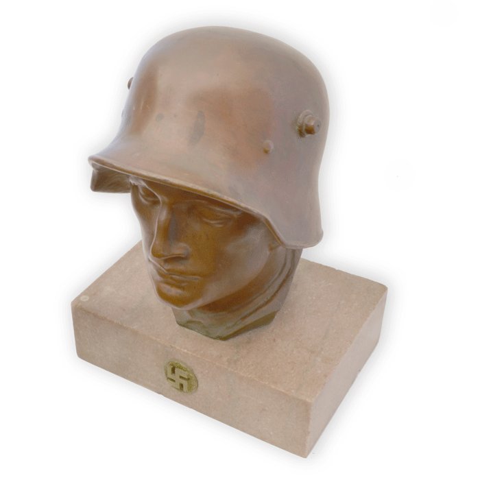 HPA1 Heroic helmeted bronze figure with marble base — image 7