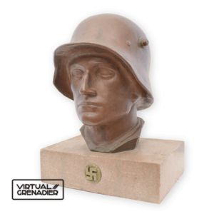 HPA1 Heroic helmeted bronze figure with marble base