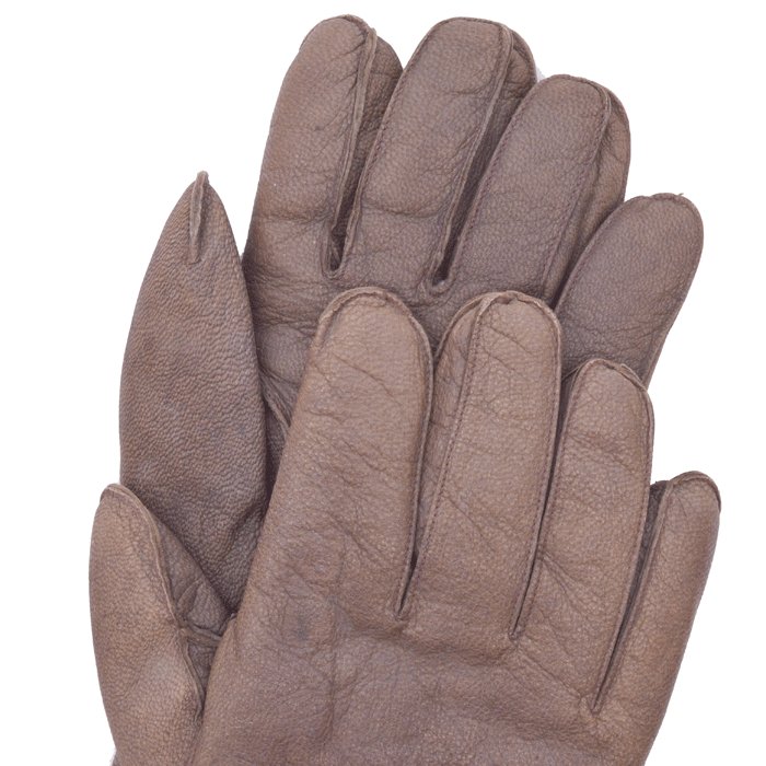 AMS042 Nice matched pair of Fallschirmjäger lined leather gauntlets — image 7