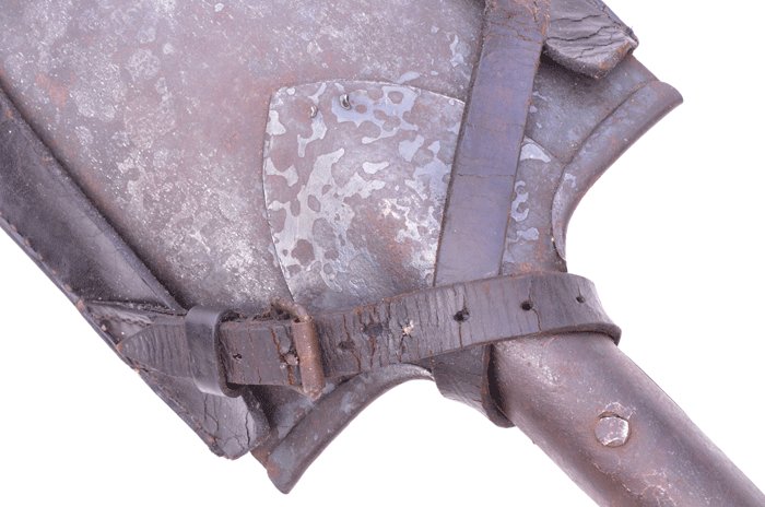 AMS037 Straight handle entrenching tool with maker marked carrier — image 9